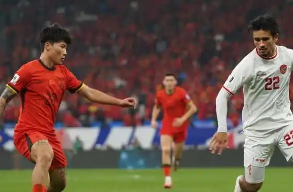 Pemain timnas Indonesia Nathan Tjoe-A-On