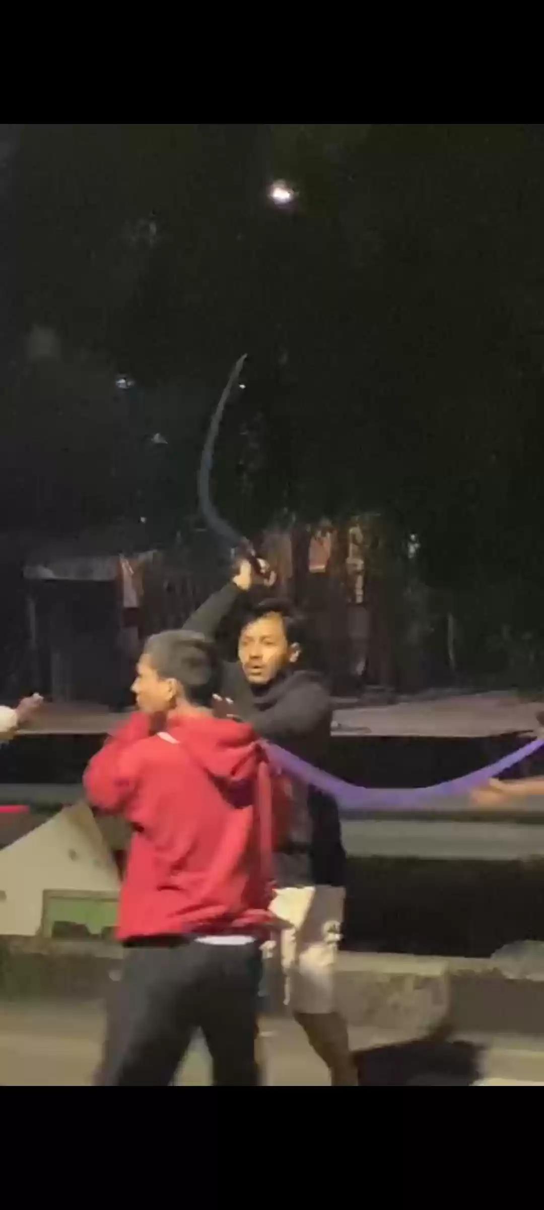 Pembacokan saat tawuran