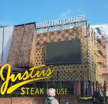 Pembangunan Restoran Justus Steak House