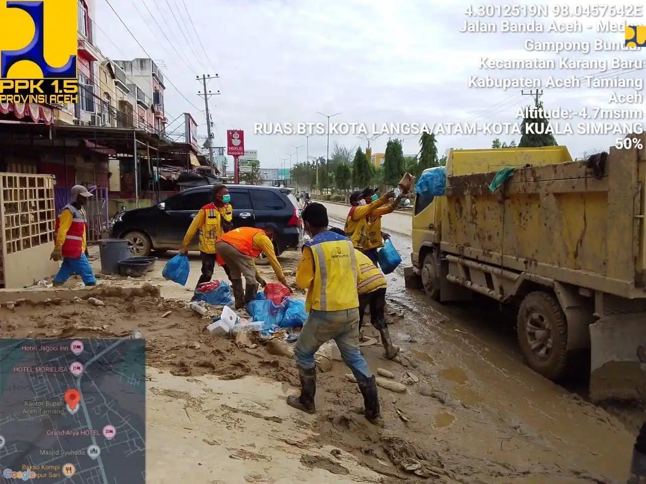 Pembersihan jalan