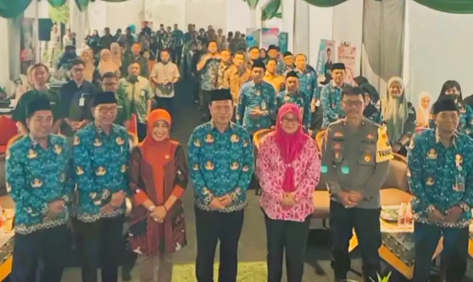 Pembukaan Job Fair, di kantor Disnakertrans Kabupaten Blitar