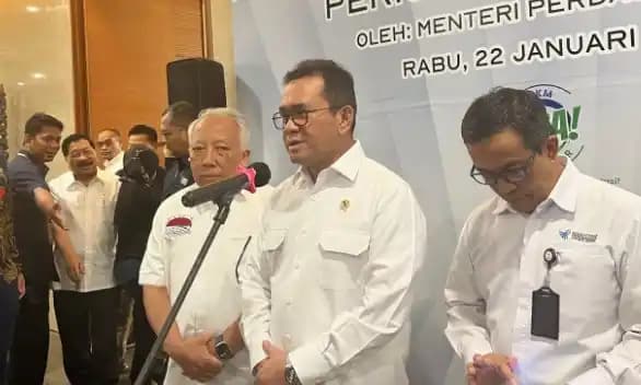 Pemerintah Berencana Mewajibkan Eksportir Menyimpan 100% dari DHE SDA di Dalam Negeri