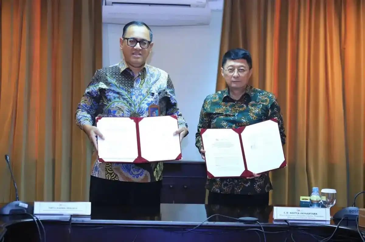 Penandatanganan addendum BAST peralihan tugas pengawasan derivatif keuangan dari Bappebti ke OJK