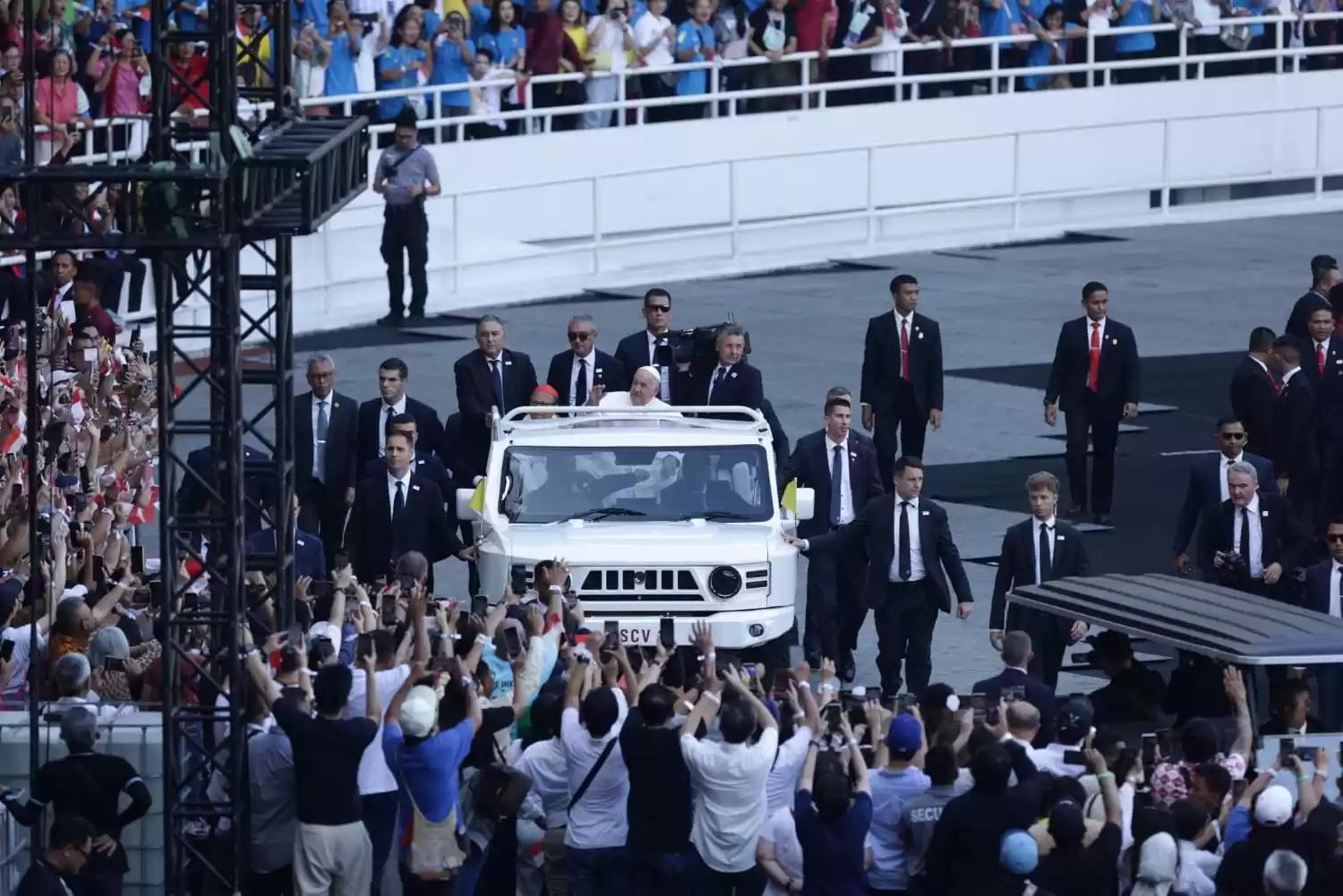 Pengamanan Paus Fransiskus