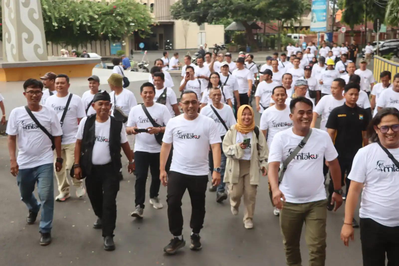 Peringatan Hari Pers Nasional 2025, Kapolres Probolinggo Kota Ajak Jurnalis Gelar Mlaku Bareng