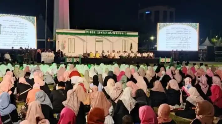 Peringatan HSN di Surabaya