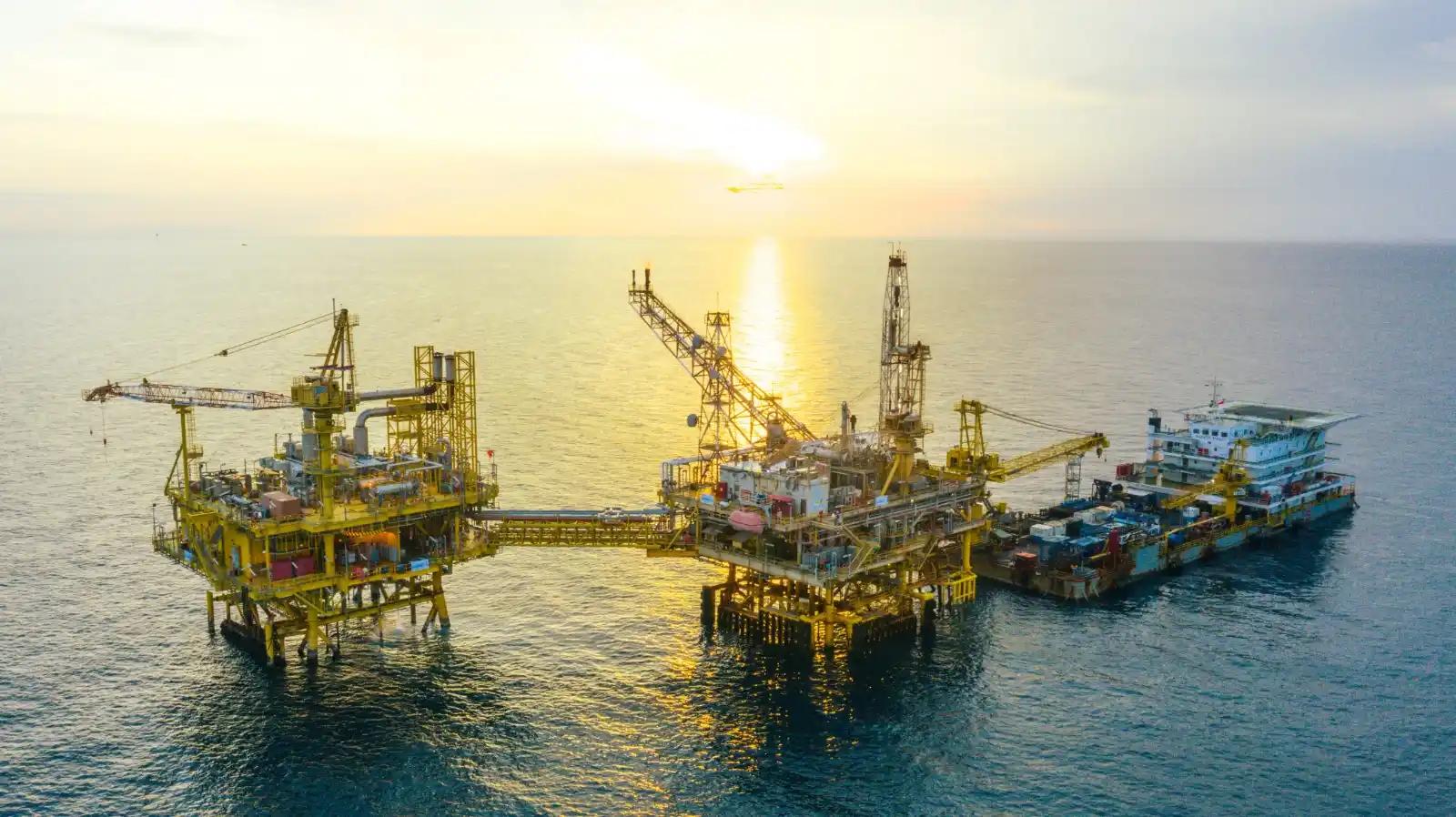 Pertamina - HUT ESDM