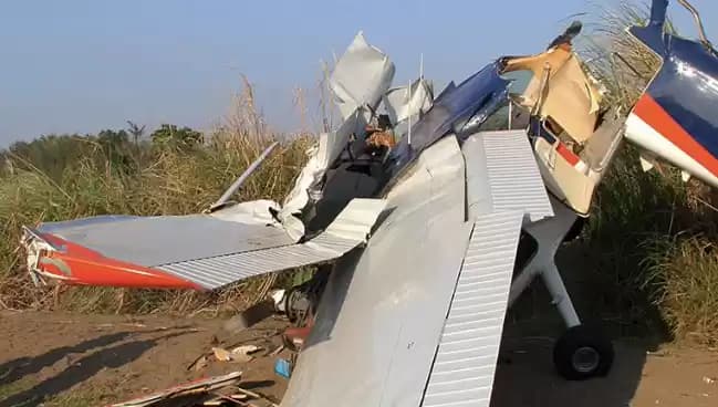 pesawat jatuh