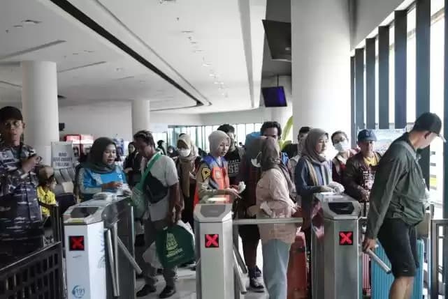 Pintu masuk Penumpang pelabuhan merak