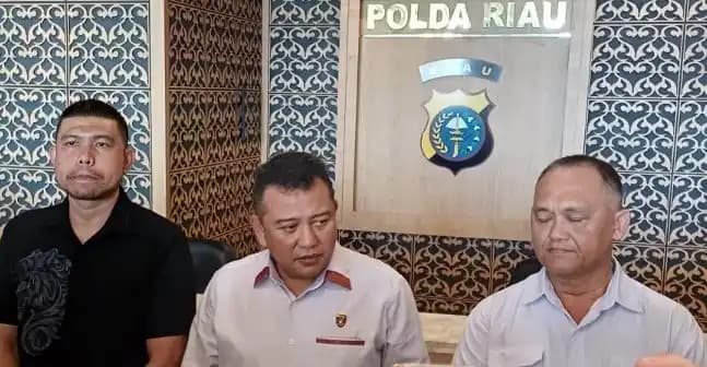 Polda Riau