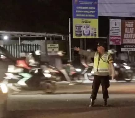 Polisi atur lalin pemudik