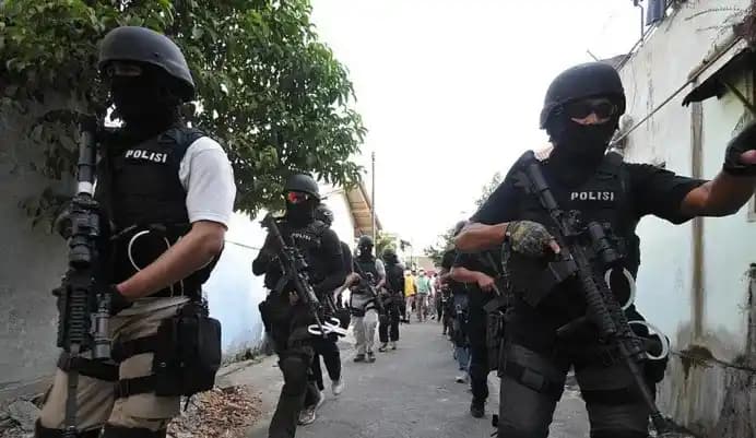Polri di bawah Kemendagri
