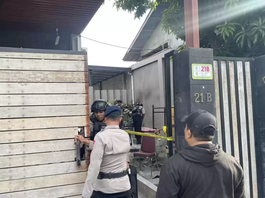 Polri Olah TKP Ledakan di Rumah Cagub Aceh Bustami Hamzah