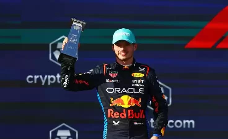 Posisi kedua Max Verstappen