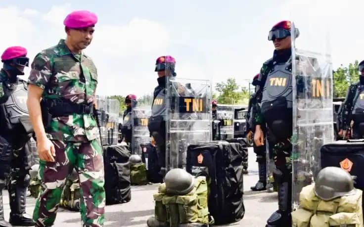 Prajurit TNI Angkatan Laut