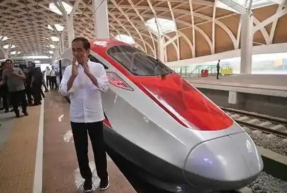 Presiden ke-7 Republik Indonesia, Joko Widodo (Jokowi)