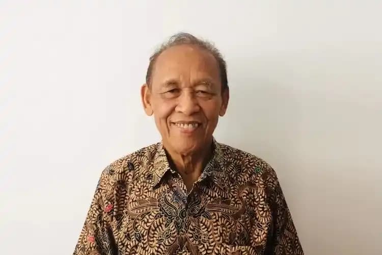 Prof Ichlasul Amal