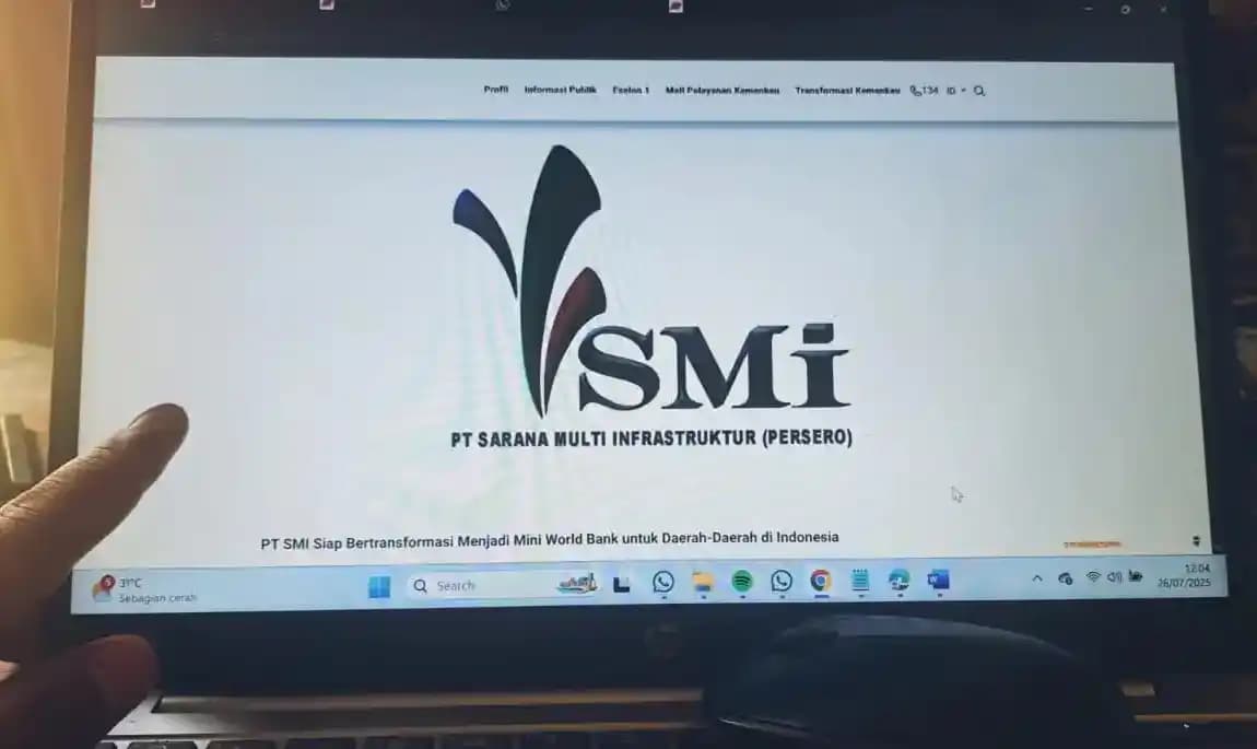 PT SMI