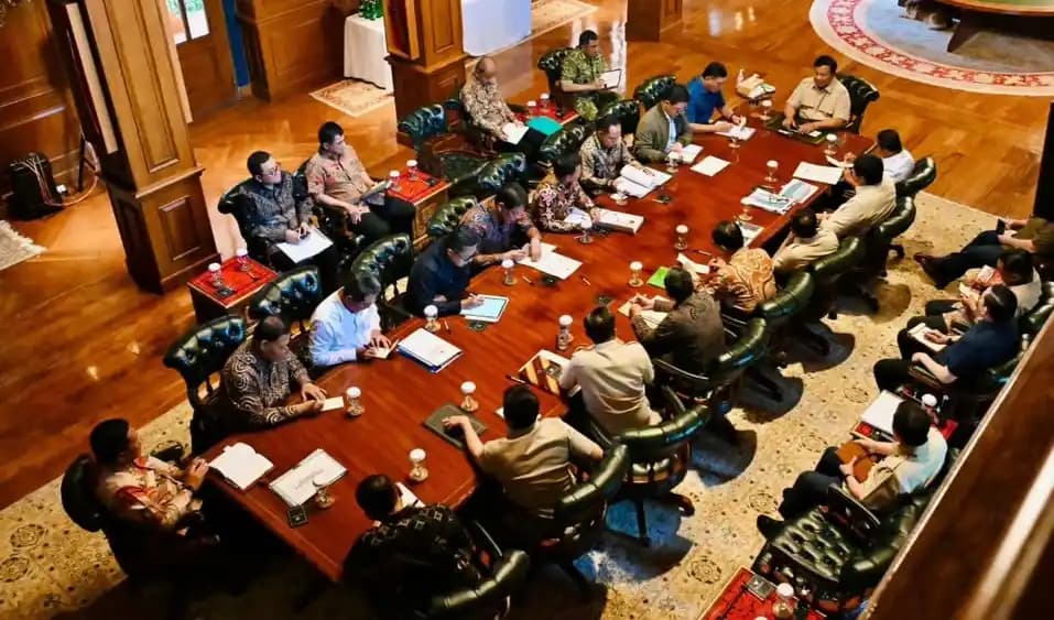 Rapat Terbatas di Kediaman Presiden Prabowo