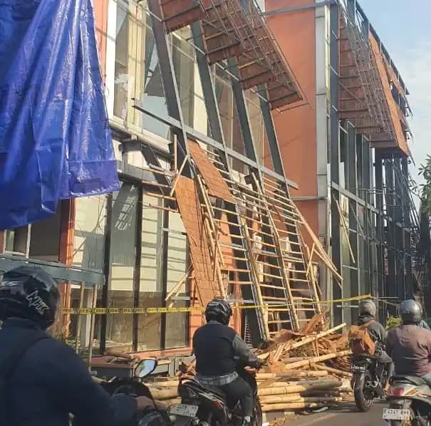 Restoran tak berizin