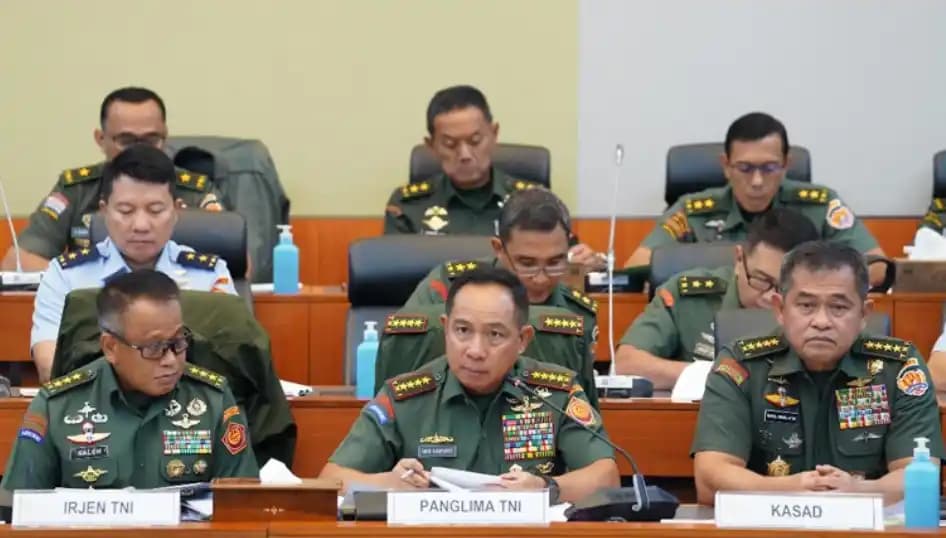 Revisi UU TNI Masih Memberi Ruang Kembalinya Dwi Fungsi TNI dan Militerisme