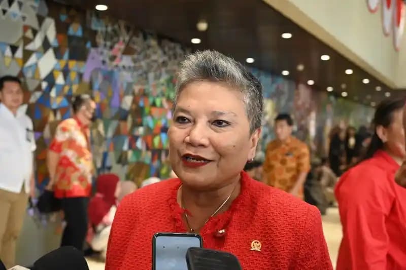 Ribka Tjiptaning