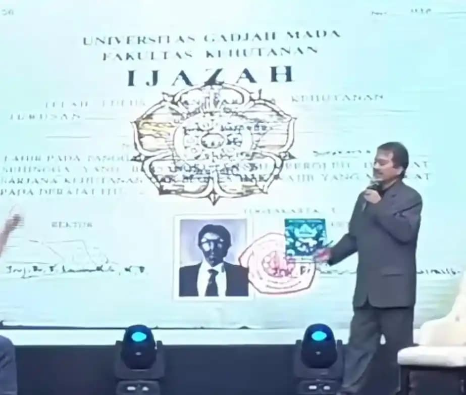 Roy Suryo Sakit Hati ke Jokowi