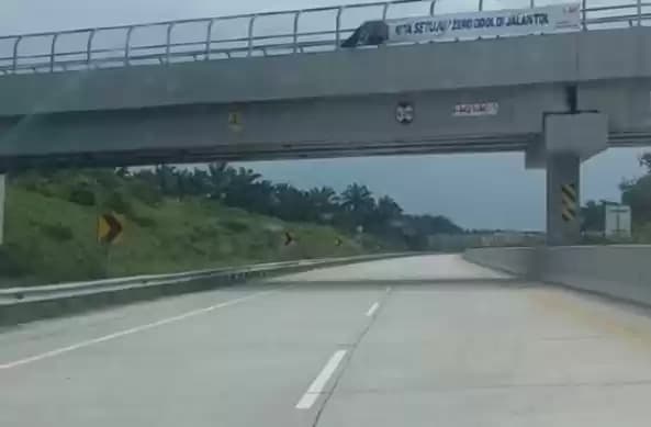 Salah satu Tol di Riau