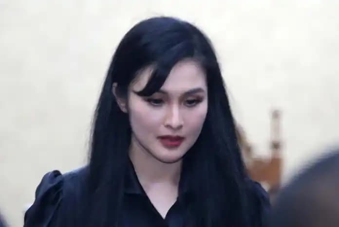 Sandra Dewi