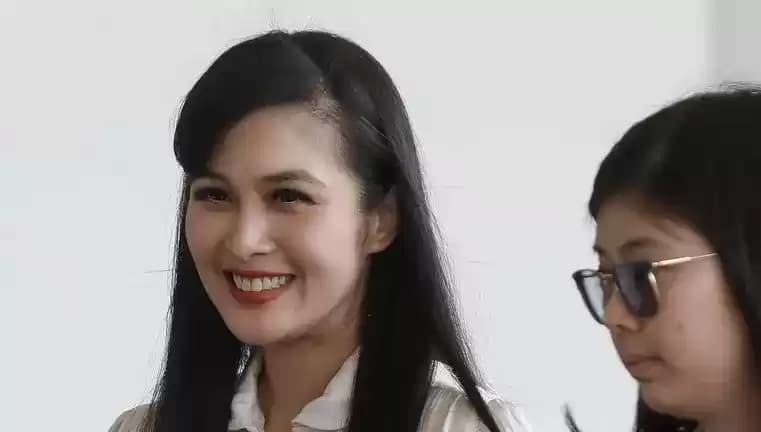 Sandra Dewi