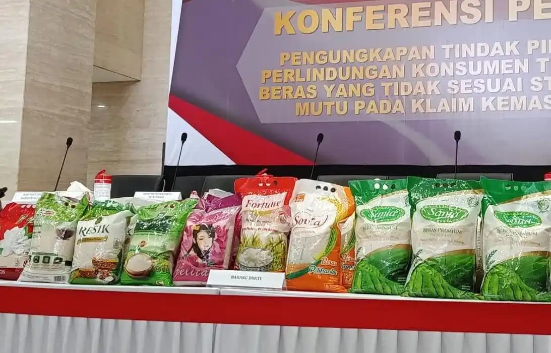 Satgas Pangan Polri menyita 201 ton beras yang bermasalah