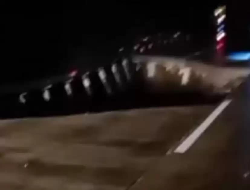 Satu Mobil Masuk Jurang Gegara Tol Bocimi KM 64 Longsor dan Ambles