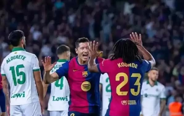 Selebrasi Robert Lewandowski