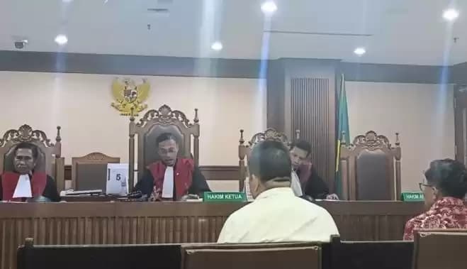 Sidang tuntutan kasus suap dana PEN