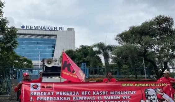 SP-KFC bersama Kongres Aliansi Serikat Buruh Indonesia Menuntut Keadilan ke Kemnaker