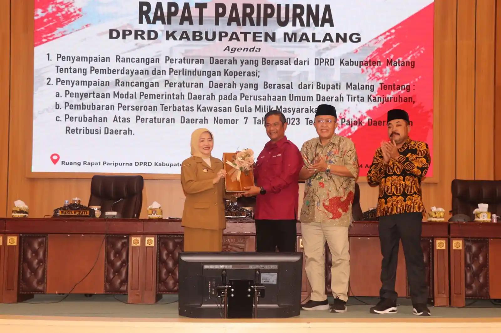 Suasana kegiatan rapat paripurna DPRD Kabupaten Malang