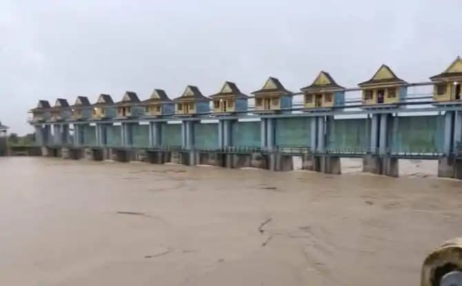 Sungai Wampu di Langkat Meluap
