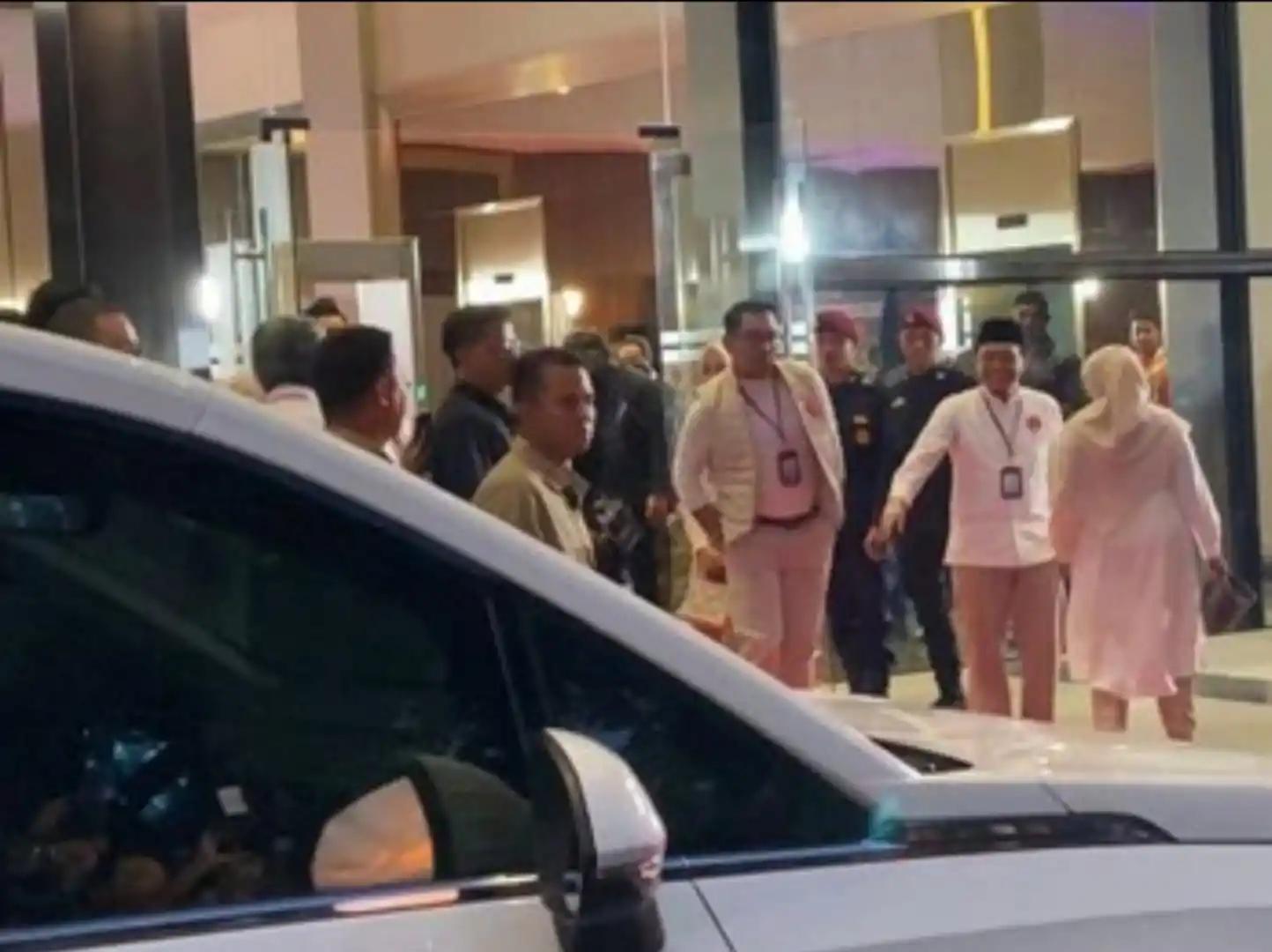Tampak pasangan Cagub dan Cawagub Jakarta nomor urut 1 Ridwan Kamil-Suswono