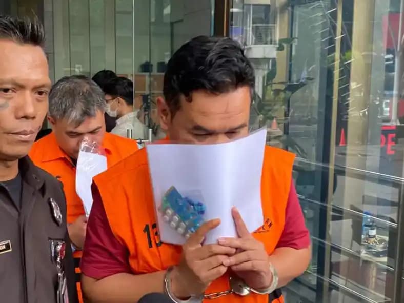 Tersangka Kasus Dugaan Suap Pajak di KPP Madya Jakarta Utara