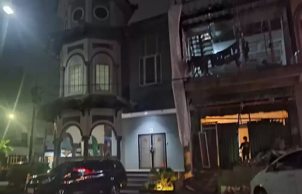 Tetapkan 7 Tersangka Korupsi LPEI, KPK Geledah Kantor-OTT di Balikpapan