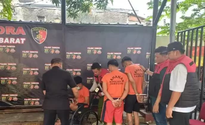 Tiga tersangka pencurian puluhan sepeda motor di wilayah Jakarta Bara