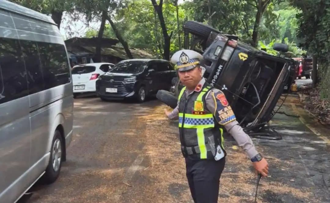 Truk Tangki Muatan Minyak Alami Kecelakaan di Jalur Kadungora, Pengendara Diimbau Gunakan Jalur Lain