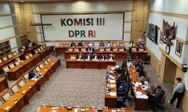 Uji Kelayakan Calon Hakim MK