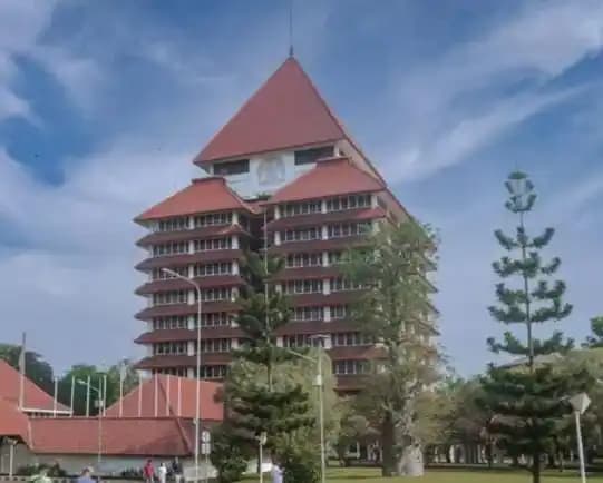Universitas Indonesia (UI)