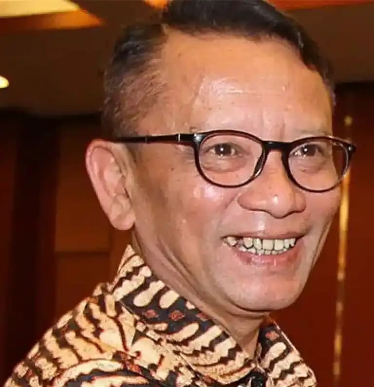 Usai Rumahnya Digeledah, Eks Dirjen Pajak Ken Dwijugiasteadi Dicegah Keluar Negeri