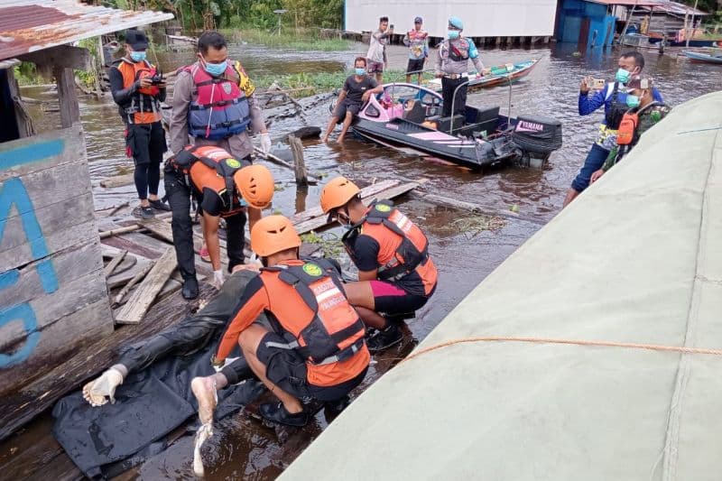Jasad WNA Myanmar Ditemukan Tewas Usai Tenggelam di Sungai Barito