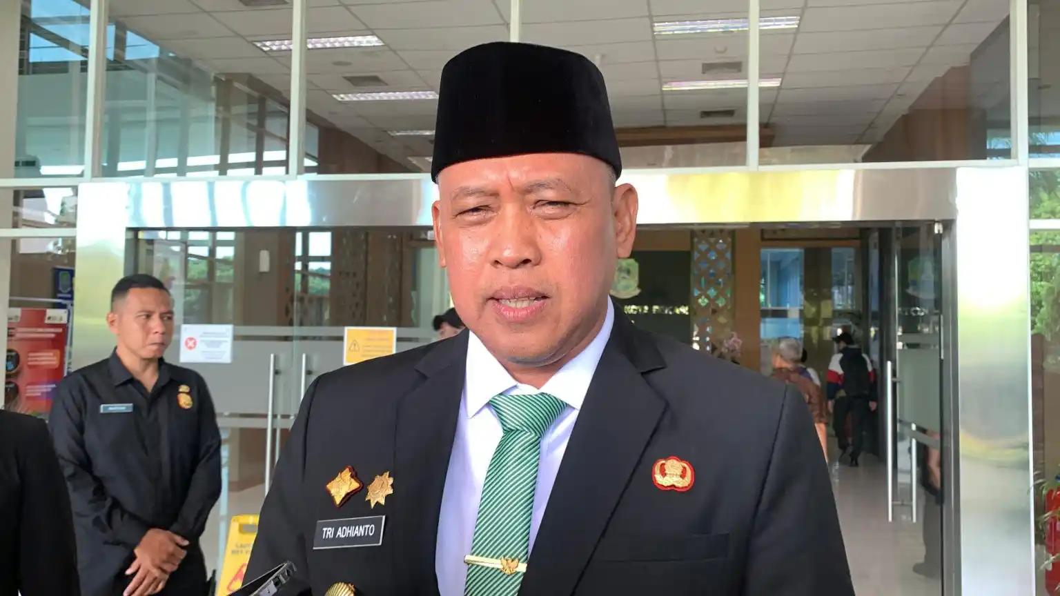 Wali Kota Bekasi, Tri Adhianto
