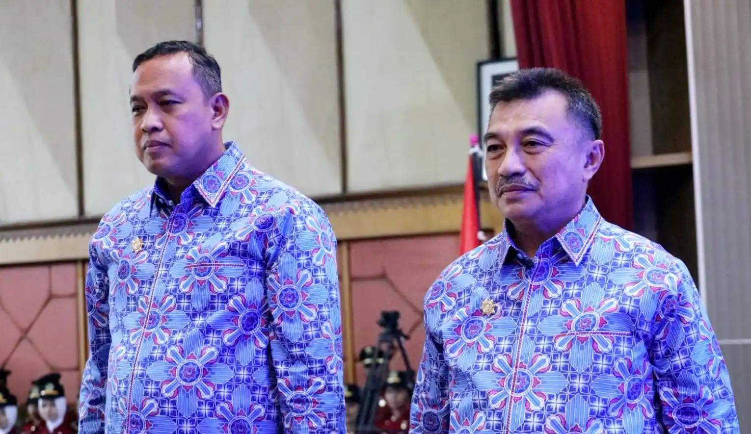 Wali Kota dan Wakil Wali Kota Bekasi, Tri Adhianto dan Abdul Harris Bobihoe