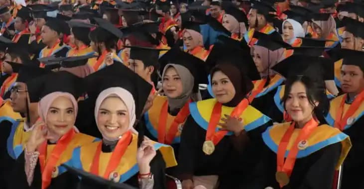 WisudaUnjaJambi