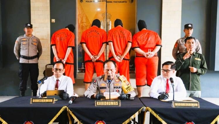 Polisi Ringkus Lima Tersangka Penyekapan Disertai Kekerasan Seksual di Sleman